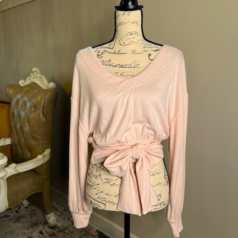 Free People pink lightweight knit sweater off the shoulder top